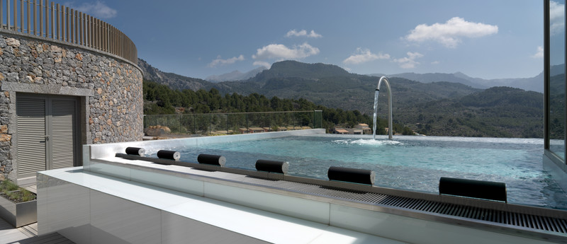 hydro-pool-im-jumeirah-port-soller_copyright-jumeirah-group