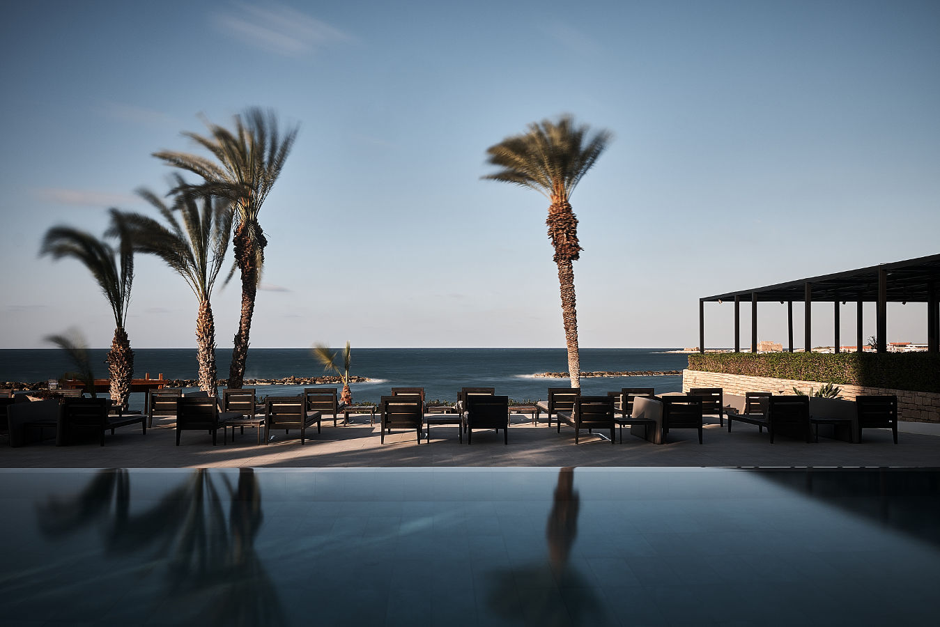 Poolbereich des Thanos Hotels Almyra