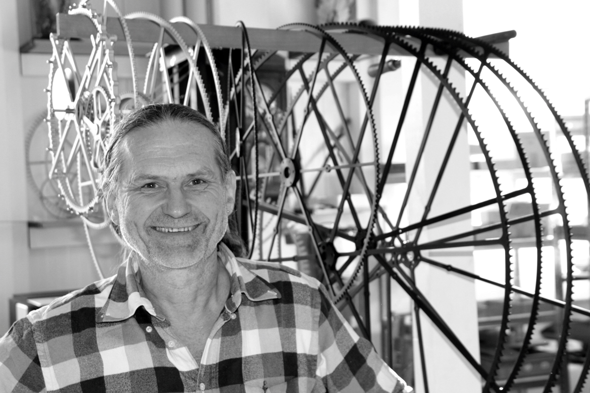 mb&f zeitmaschine florian schlumpf uhr schweiz kunst kunsthandwerk kunstwerke