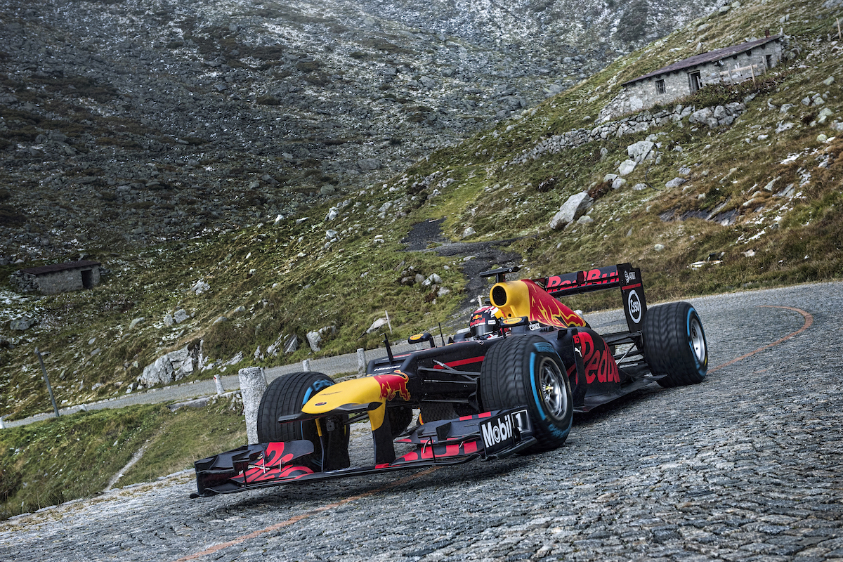formel1 formel-1 formel 1 rennauto rennwagen gotthard gotthardpass schweiz video red bull racing sebastien buemi