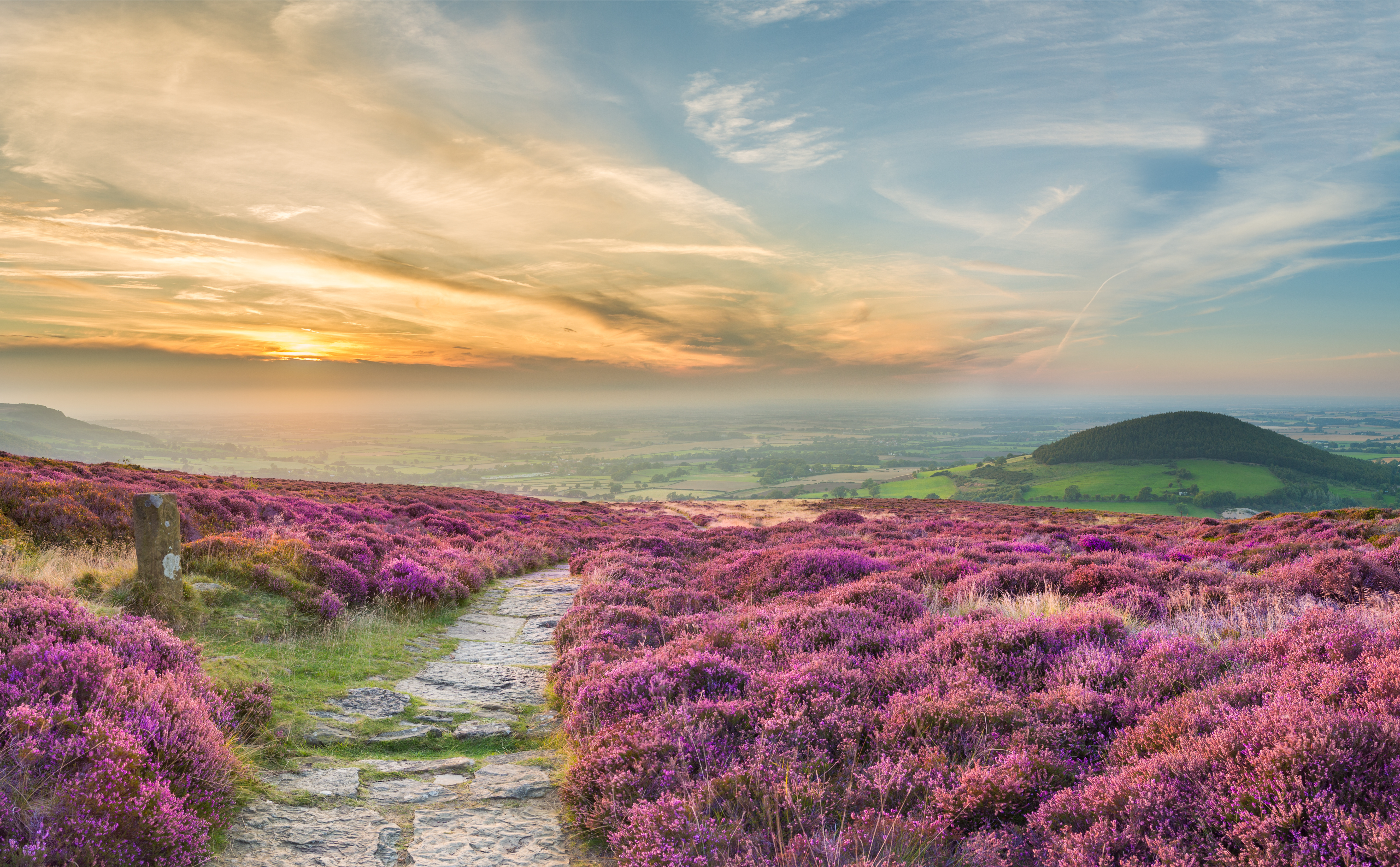 Cleveland Way MUST BE CREDITED AS Thomas Heaton & Visit England