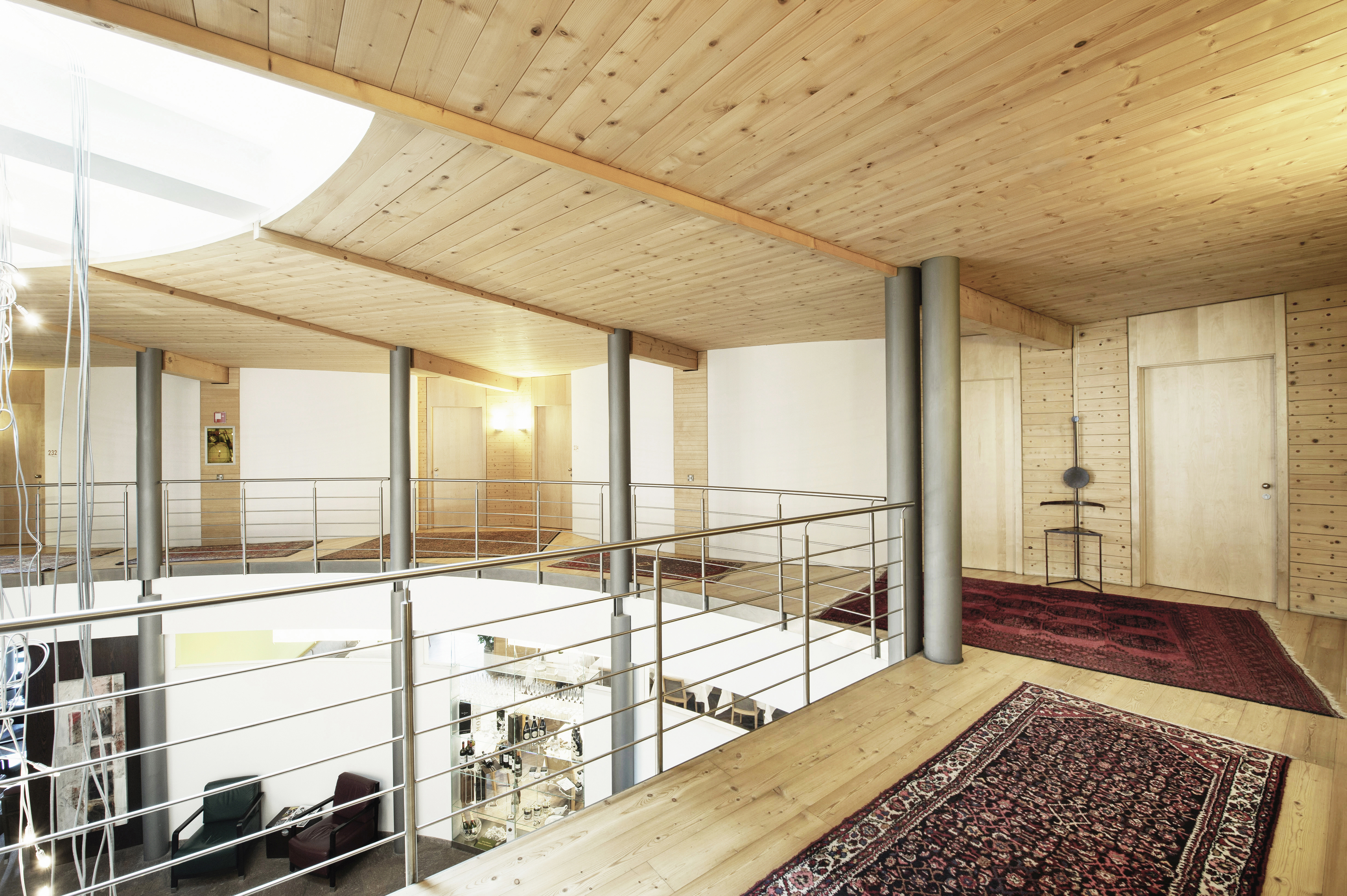 100% Holz: Das Hotel Seiser Alm – Urthaler war das erste seiner Art in Europa