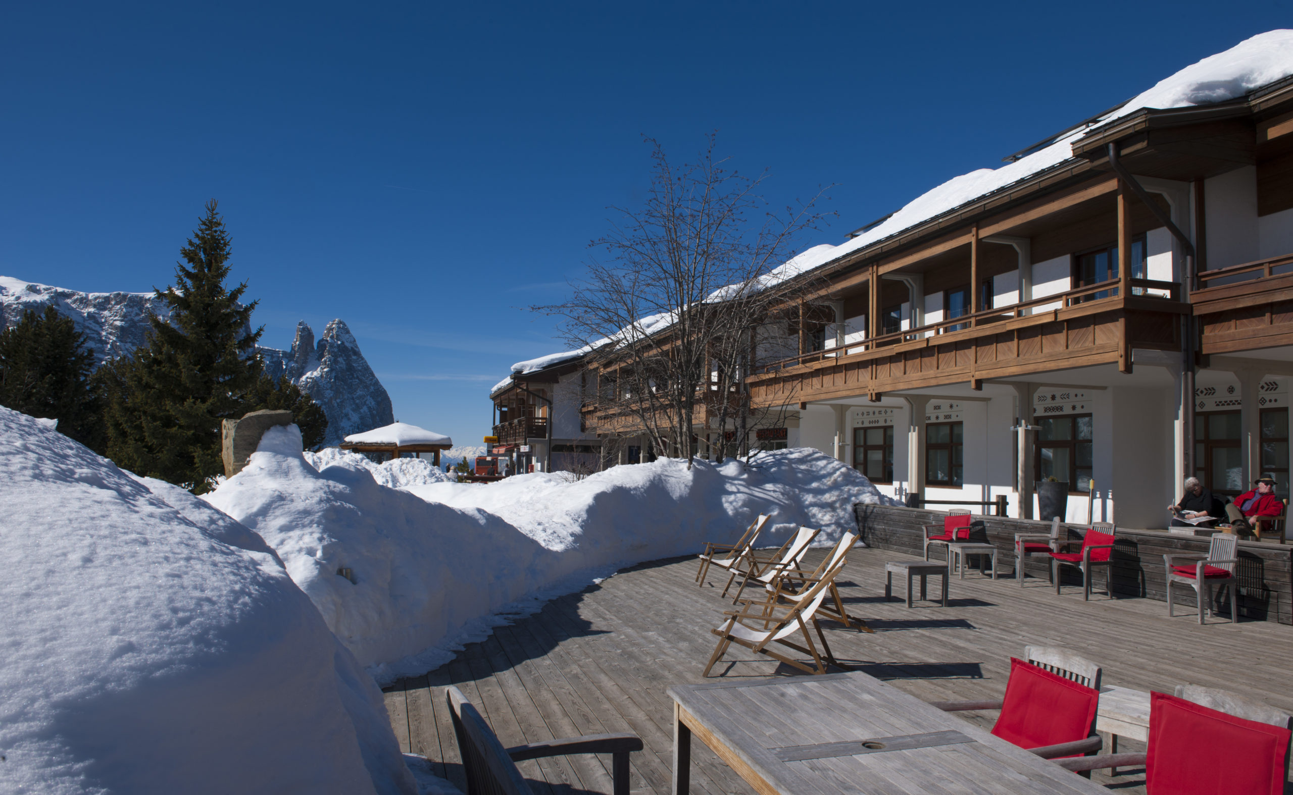 Direkt an den Loipen gelegen ist das Seiser Alm Urthaler perfekter Ausgangspunkt für Wintersportler