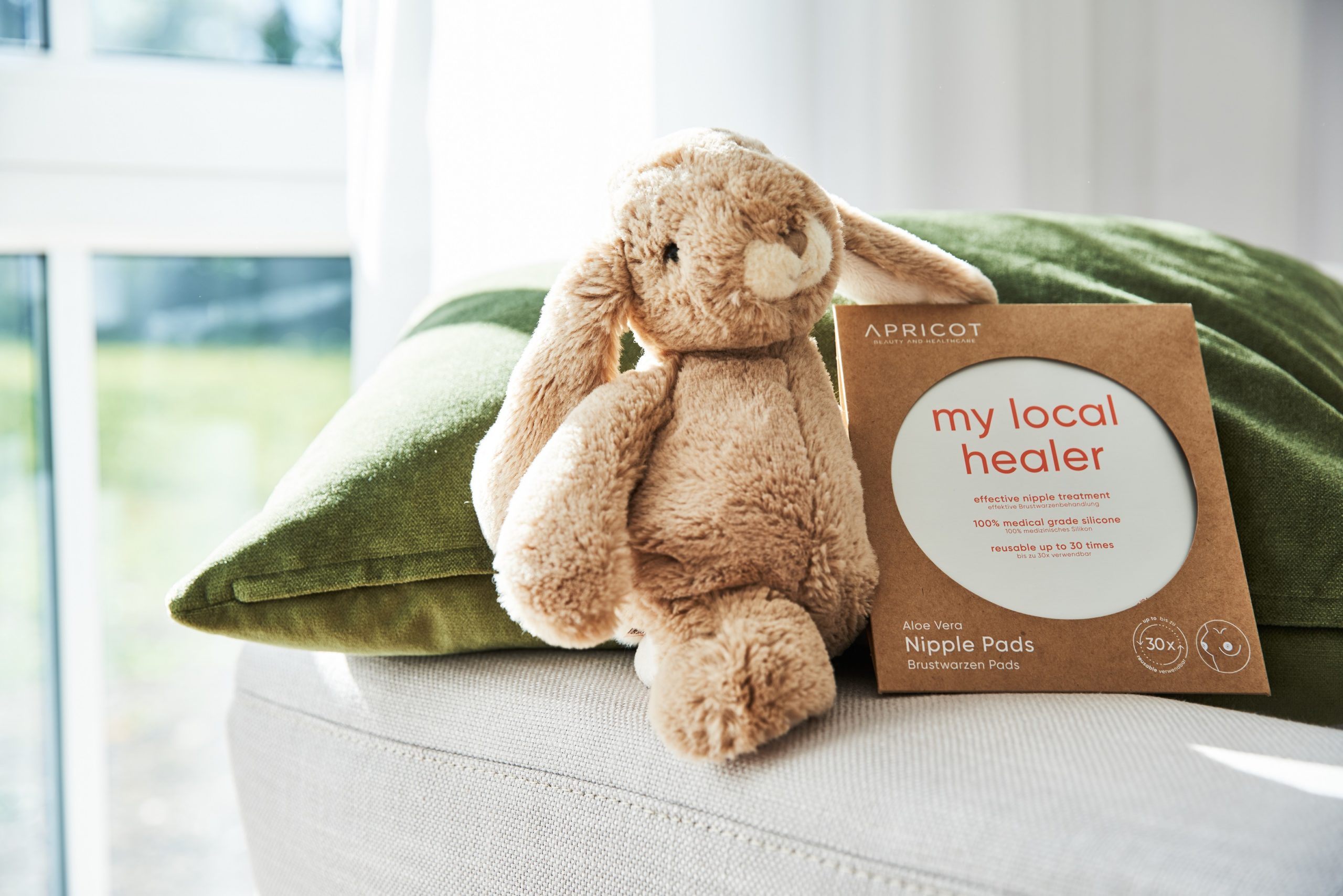 Smarte Helferlein für die Mama Narben- und Brustwarzenpads von APRICOT Beauty and Healthcare