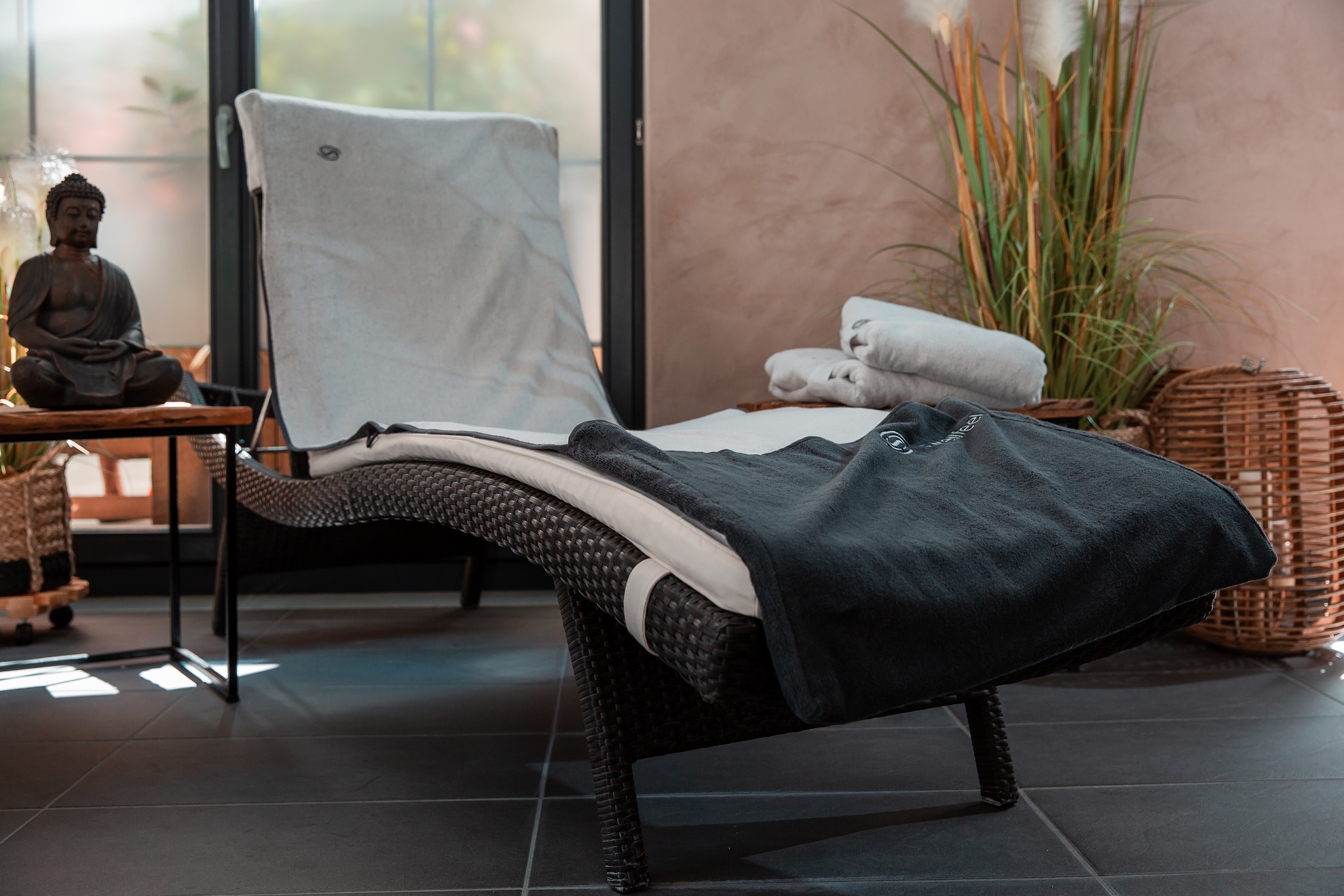 swellfeel®towel – mehr als nur ein Handtuch Die all-in-one Lösung für alle Ruhesuchenden