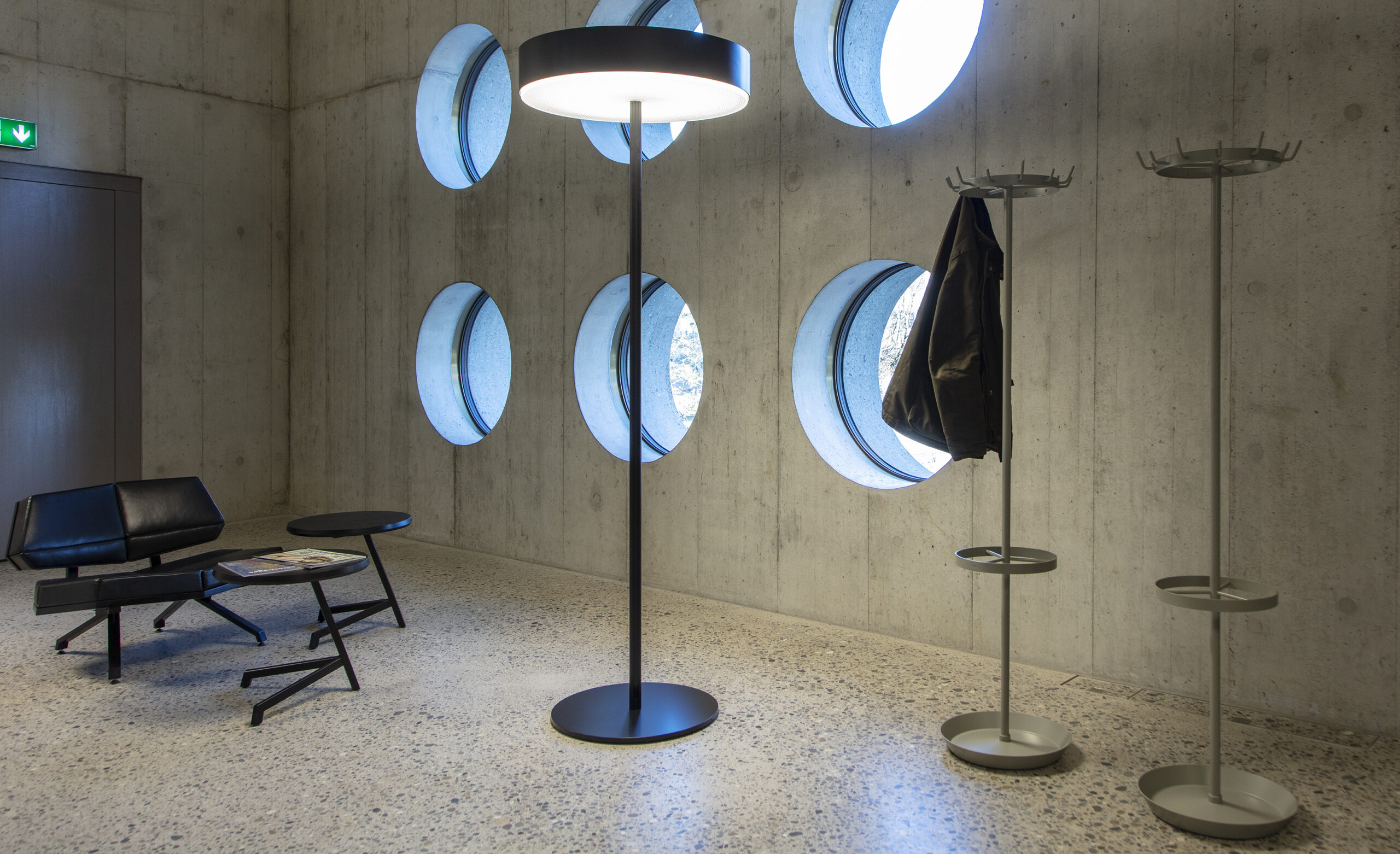 Klassische Garderobe: GSZ-S von Seledue