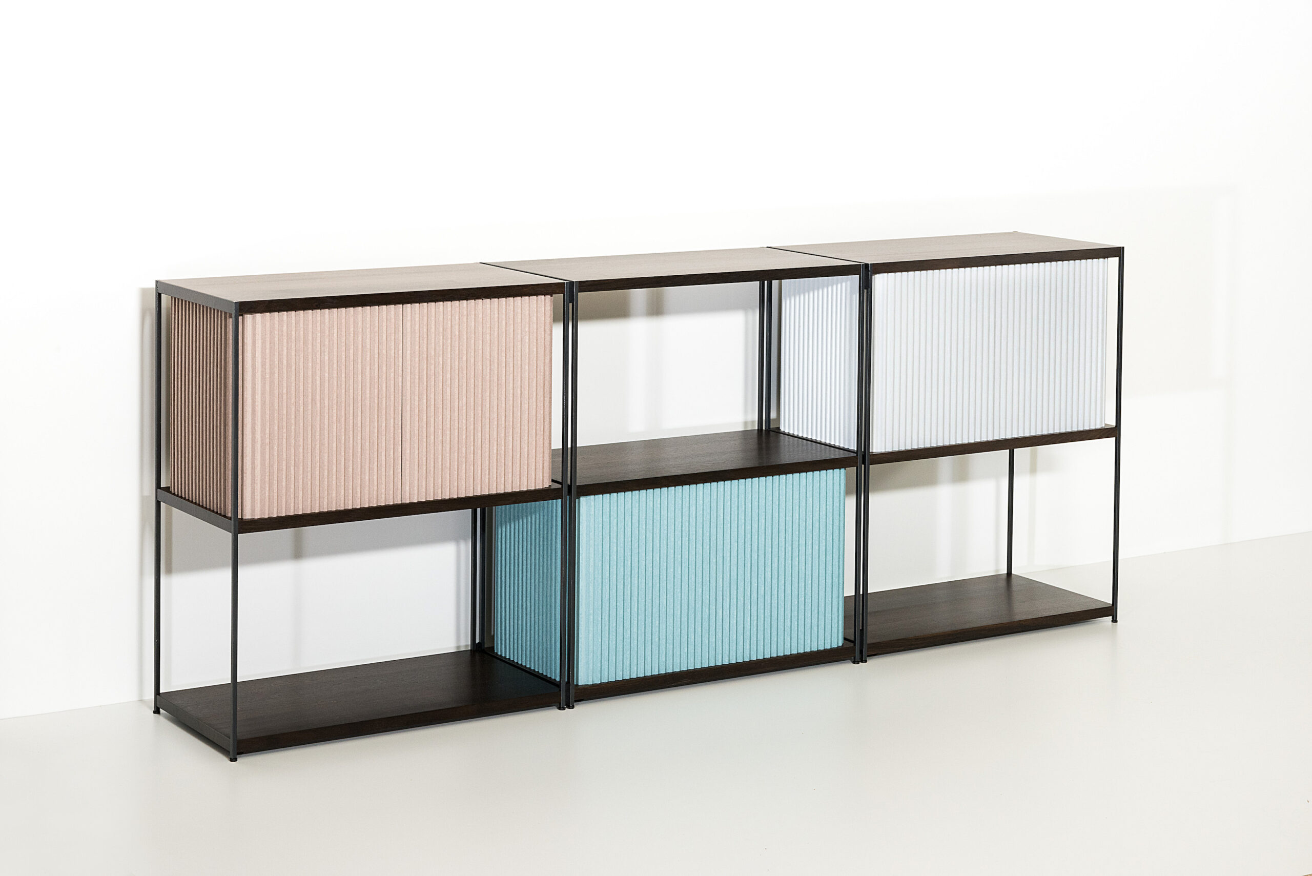 Regalsystem von IGN. das für Ruhe sorgt