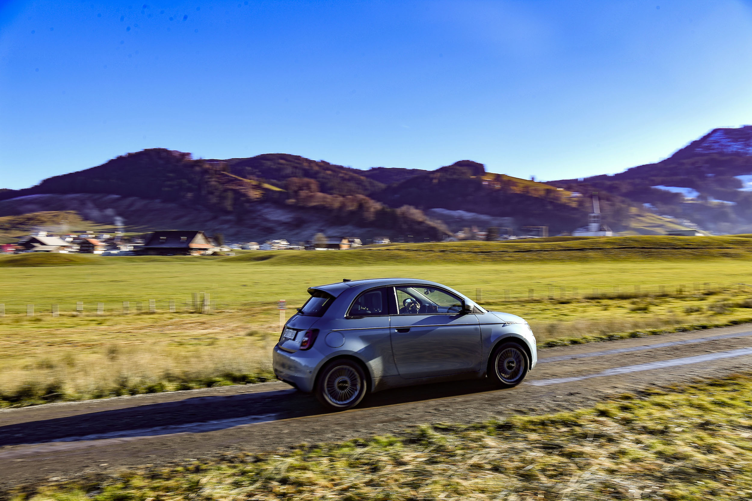 fiat 500 elektro hybrid abarth modelle neuheiten stadtauto stadtautos 2023