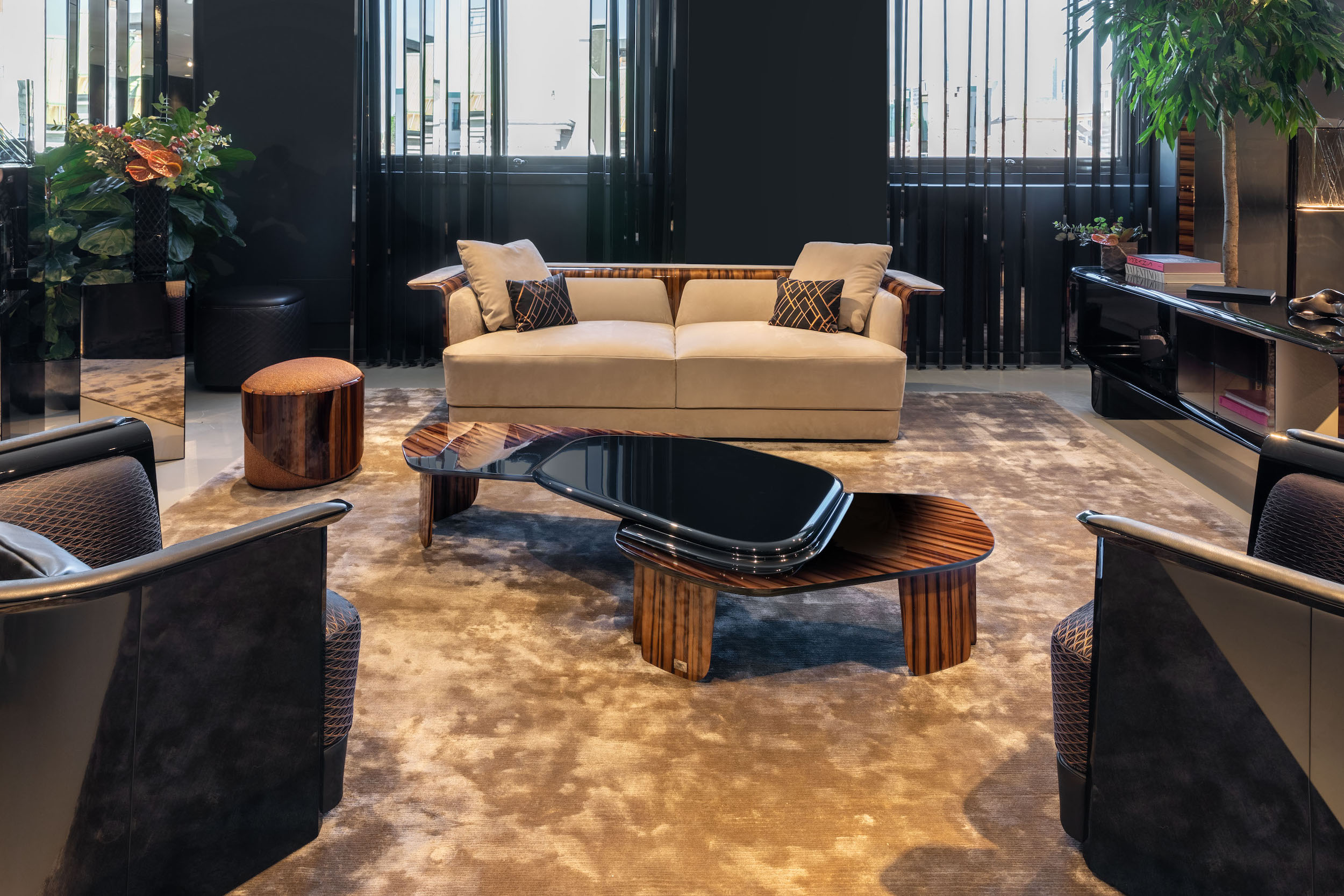 bentley möbel holzmöbel designer luxusmöbel luxus inneneinrichtung wohnen wohntrends 2023