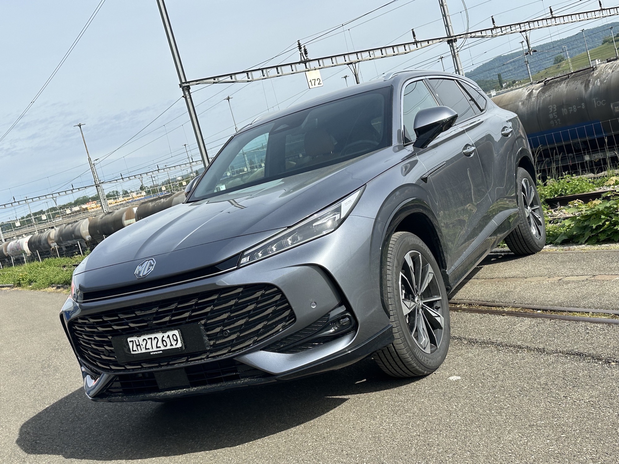 mg-hs-hybrid+ mg automodelle modelle neuheiten schweiz suv hybrid hybridmodelle marken hersteller china bilder testbericht fahrbericht