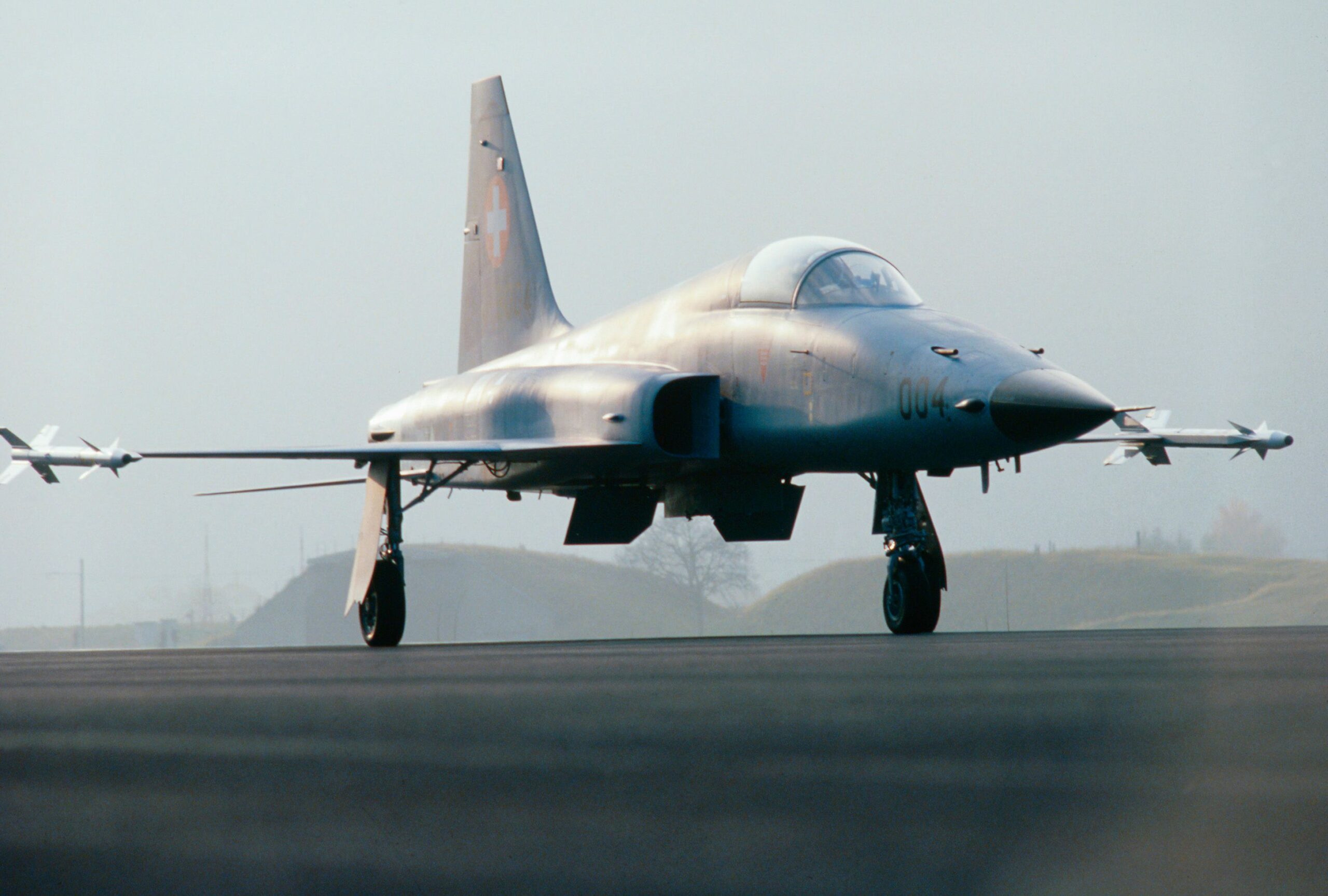 kampfjets kampfflugzeuge f-5 tiger schweiz ende schweizer armee flugwaffe flugzeuge