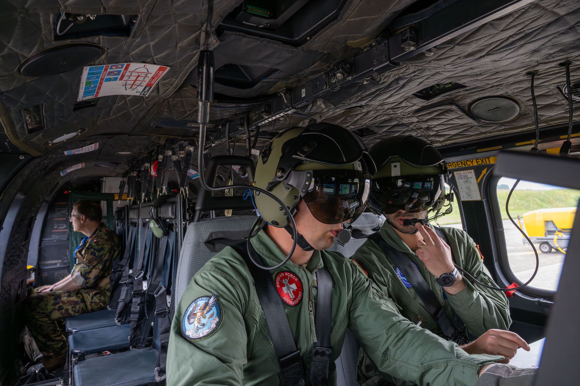 schweiz schweizer armee militär helikopter luftwaffe training